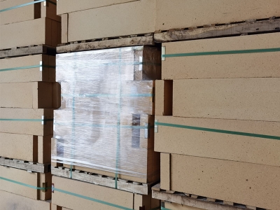 耐火磚表面為什么會有裂紋你知道嗎？