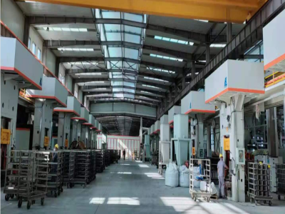 1000T電動螺旋壓磚機多少錢？我來告訴你